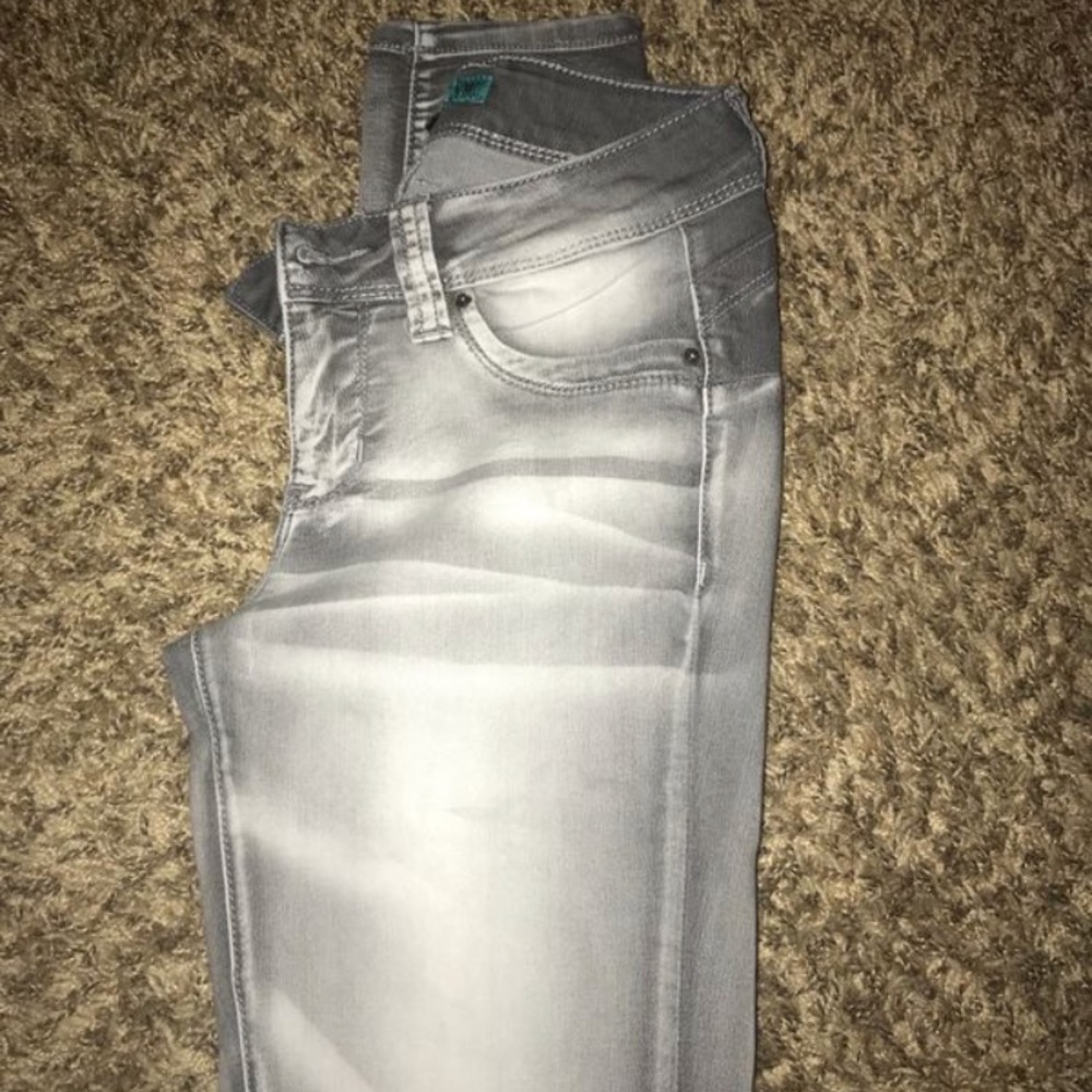 Butt lift jeans
